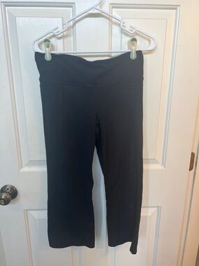 Athleta Black Capri Yoga Pants